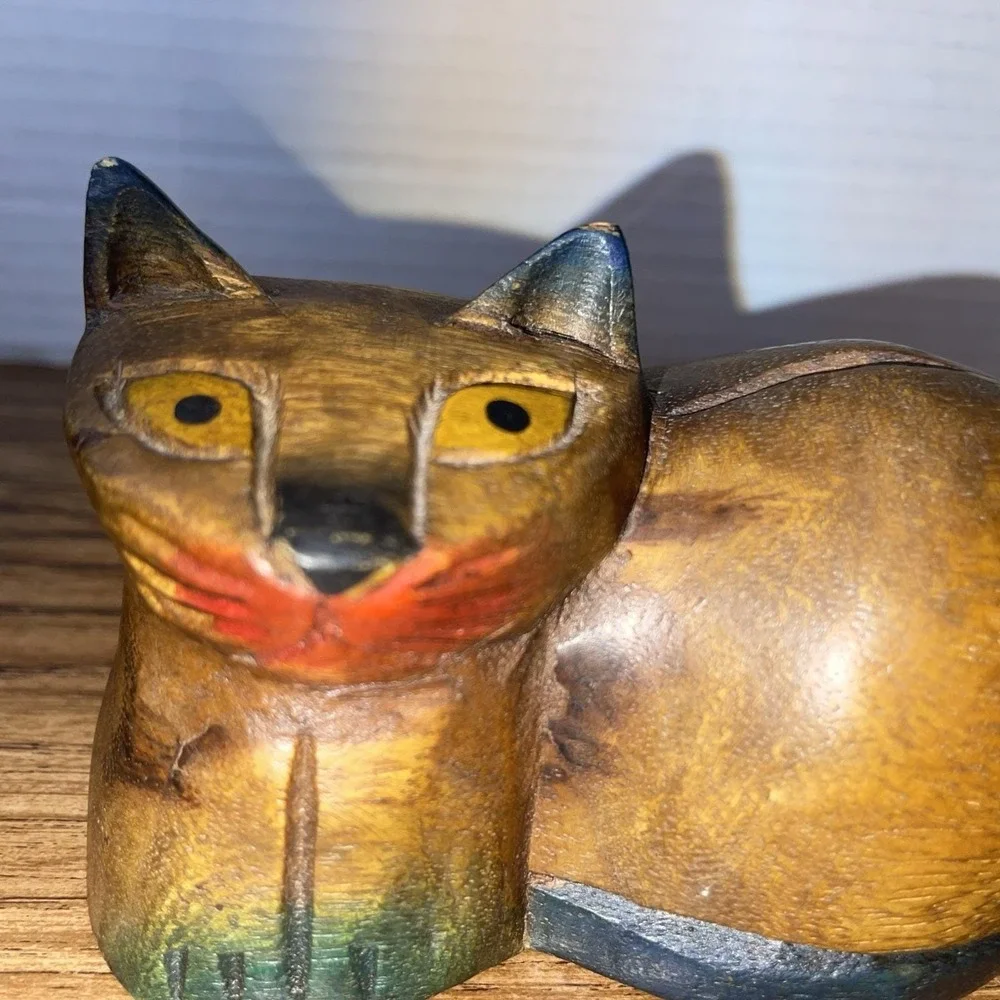 Vintage Hand Carved Wood Cat Shelf Sitter -‎ 1980s Siamese Folk Art